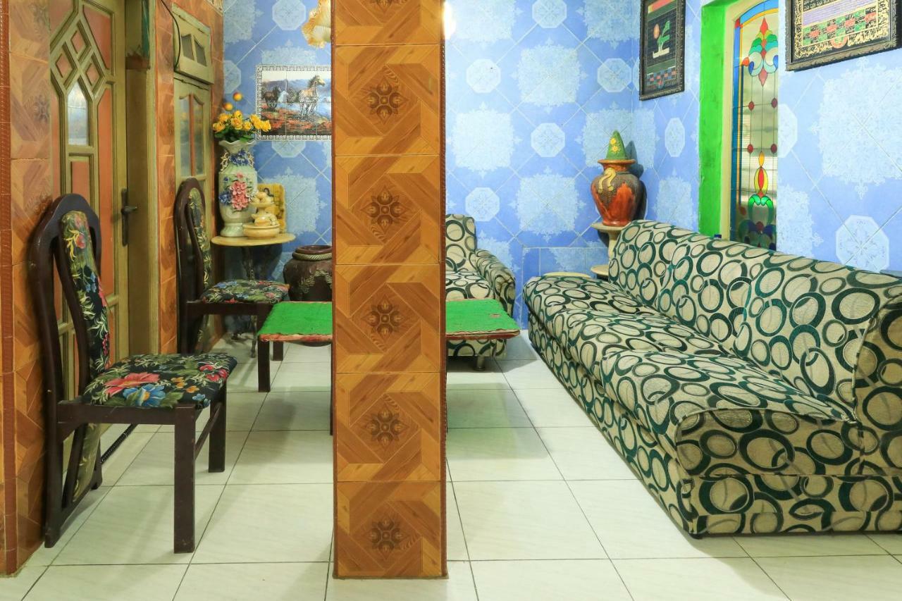 Dharmawati Homestay Syariah at Terminal Purabaya Waru Luaran gambar